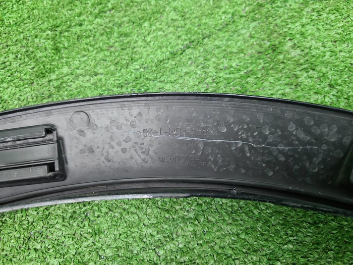 Расширитель передний RH BMW X3 F25 (10-17) M-paket