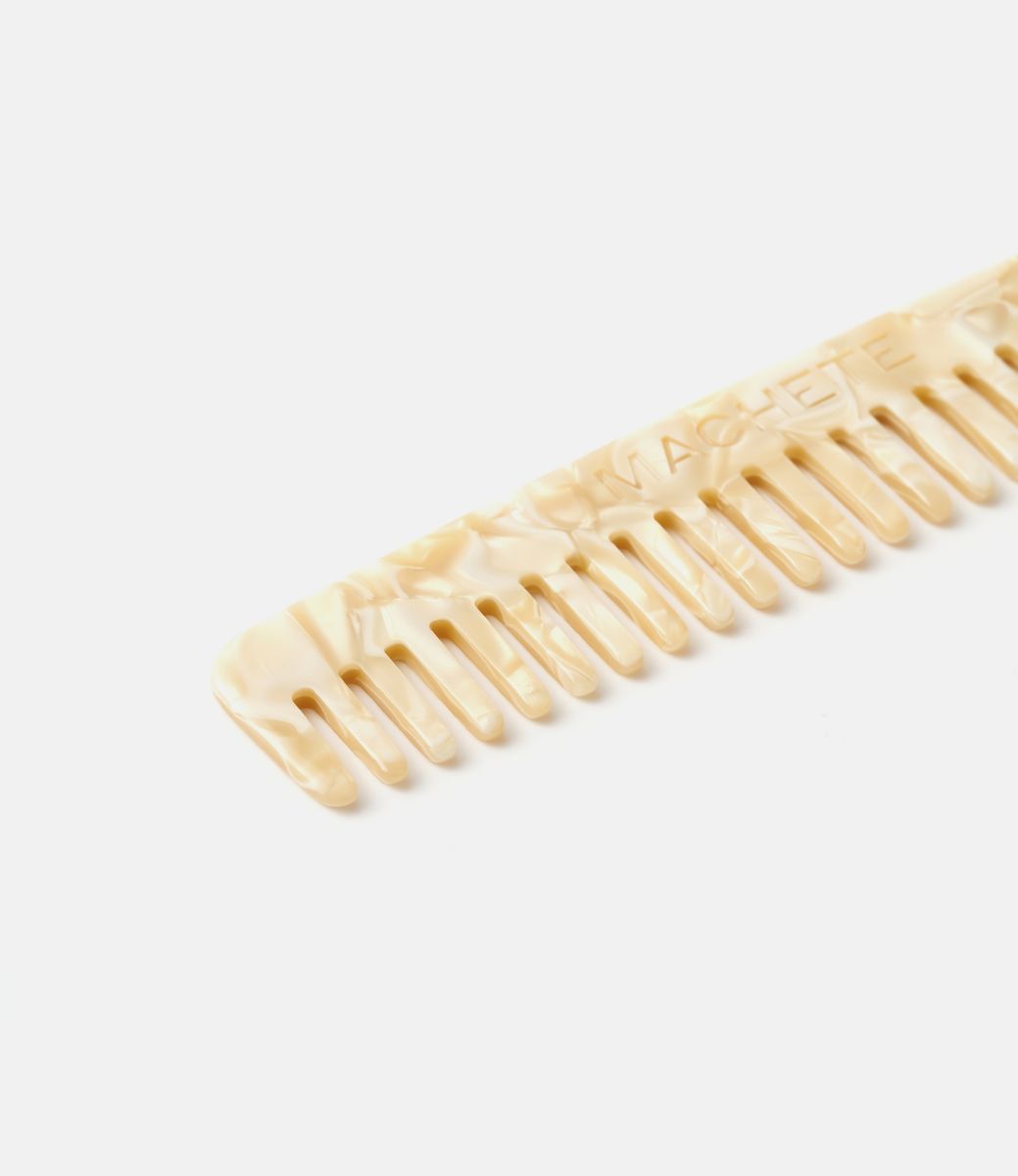 Machete No.3 Comb in Ivory — расчёска из ацетата