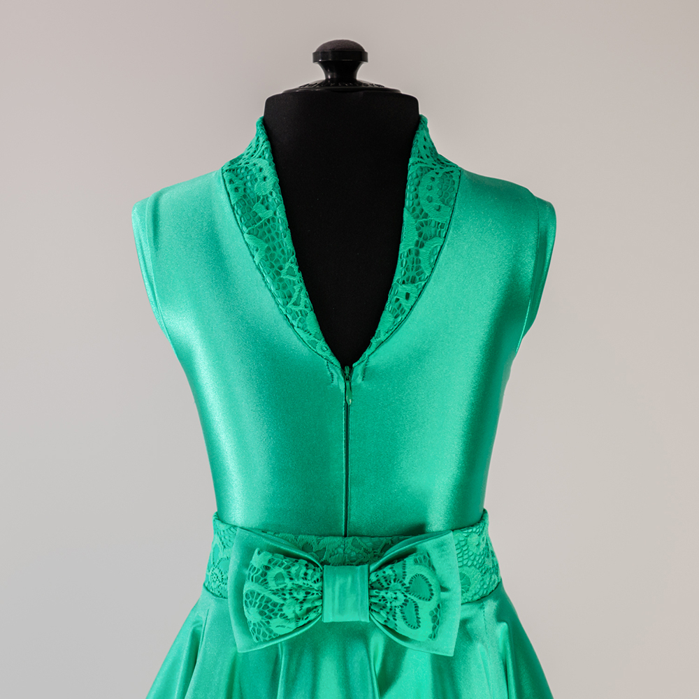 зеленое платье для танцев