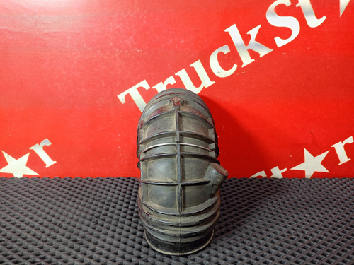 Патрубок воздушного фильтра