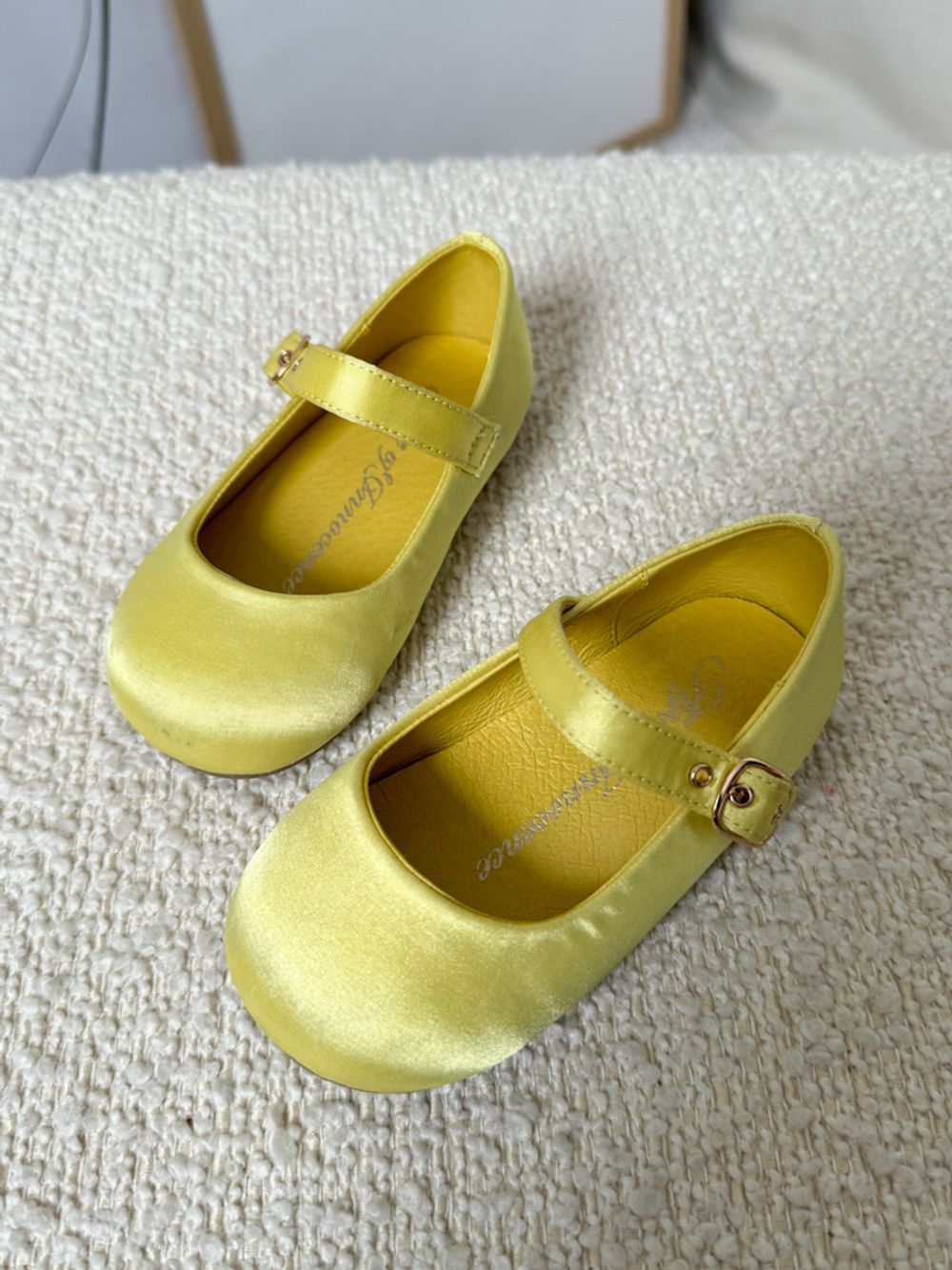 Атласные туфли Age of Innoncence, 23