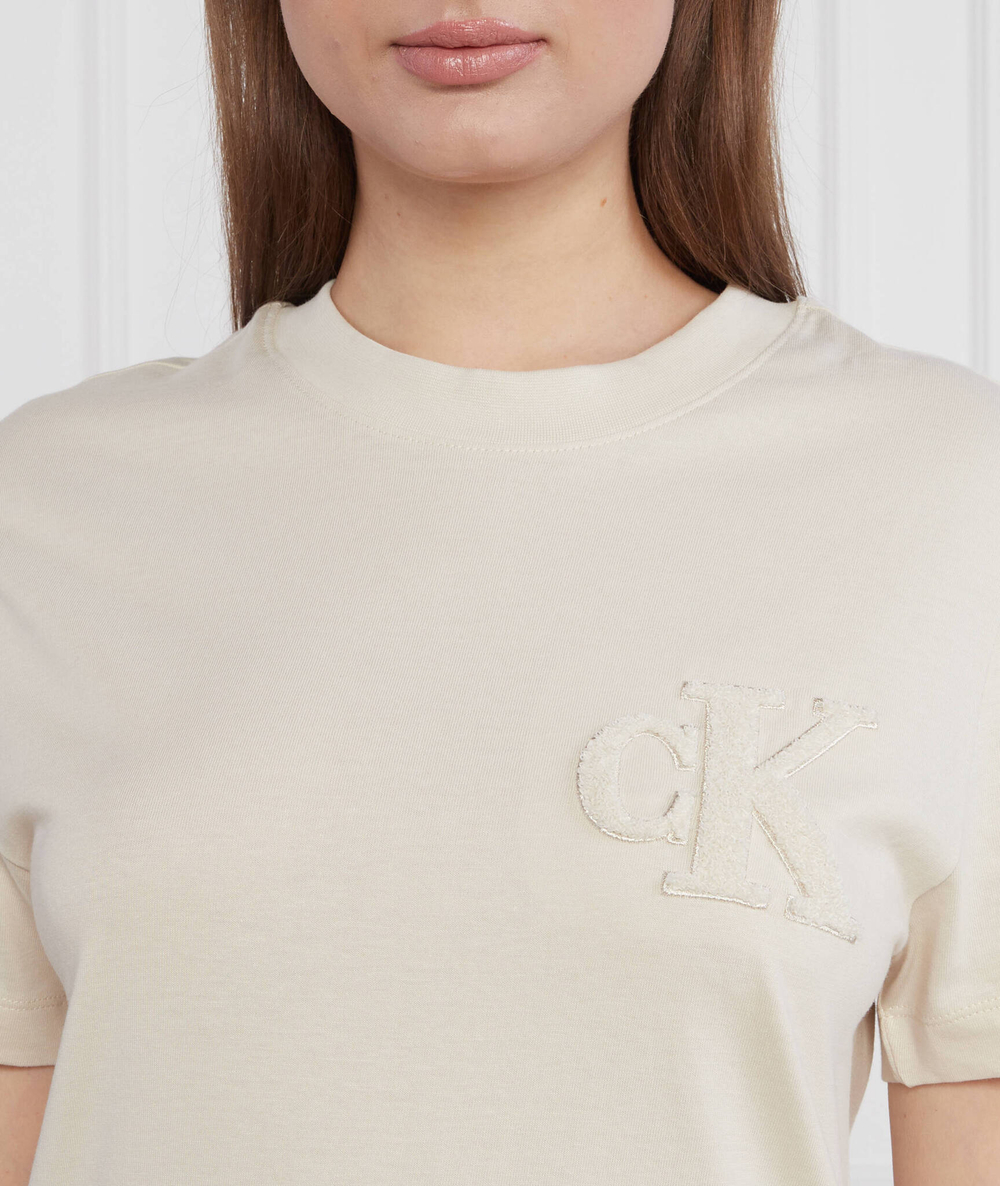 Футболка CHENILLE CALVIN KLEIN JEANS - кремовый(J20J221825)