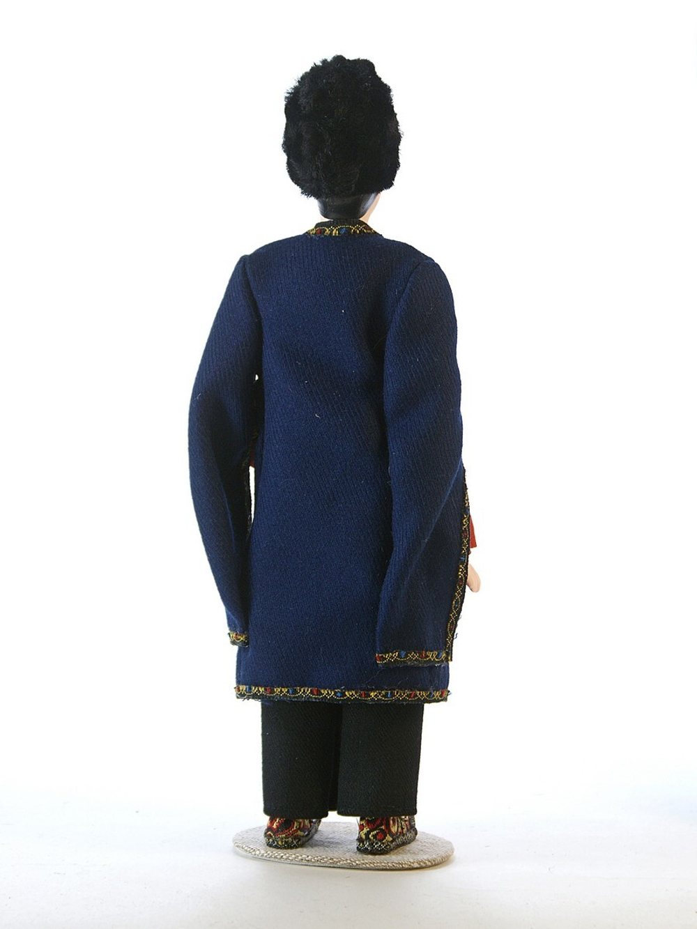 Кукла Армянин в праздничном костюме