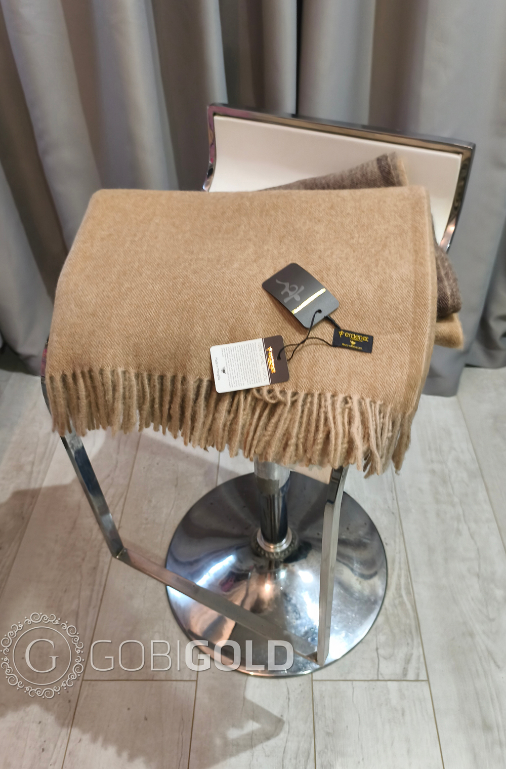 Плед из пуха верблюда 150x200 см. (ERDENET) - полосы крупные