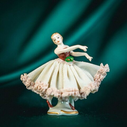 Винтаж: Фарфоровая статуэтка «Балерина»
