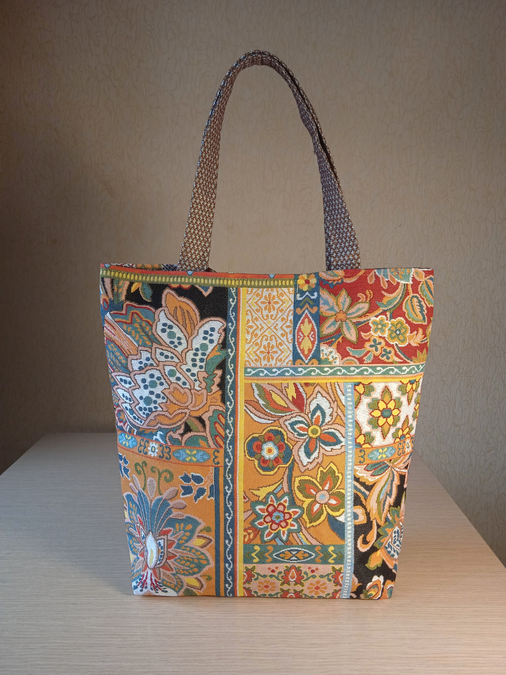 Гобеленовая сумка Пэчворк (39х39х12)