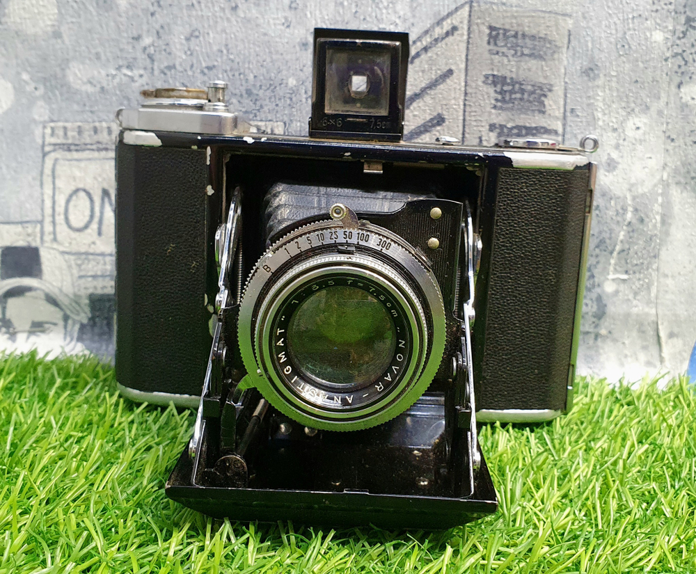 Zeiss Ikon Ikonta 521/16+ Novar-Anastigmat 75/3.5