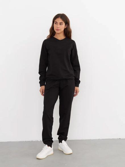 Костюм спортивный Классика без молнии (черный с золотом, именной)