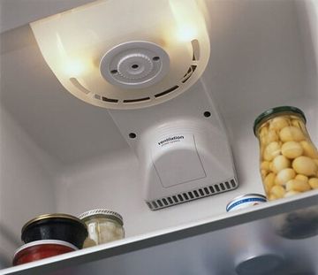 Холодильник Bosch KGN 36S71