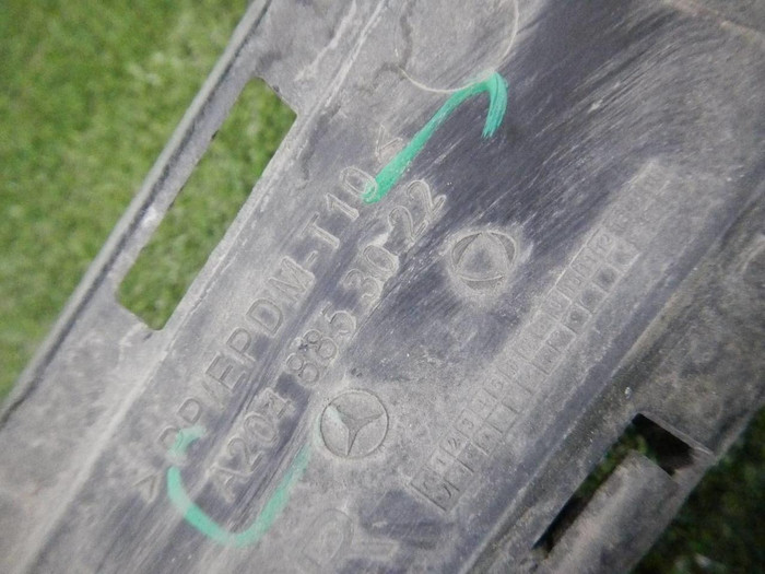 Накладка ДХО правая Mercedes GLK X204 (2012-2015) AMG