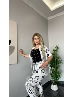 Костюм