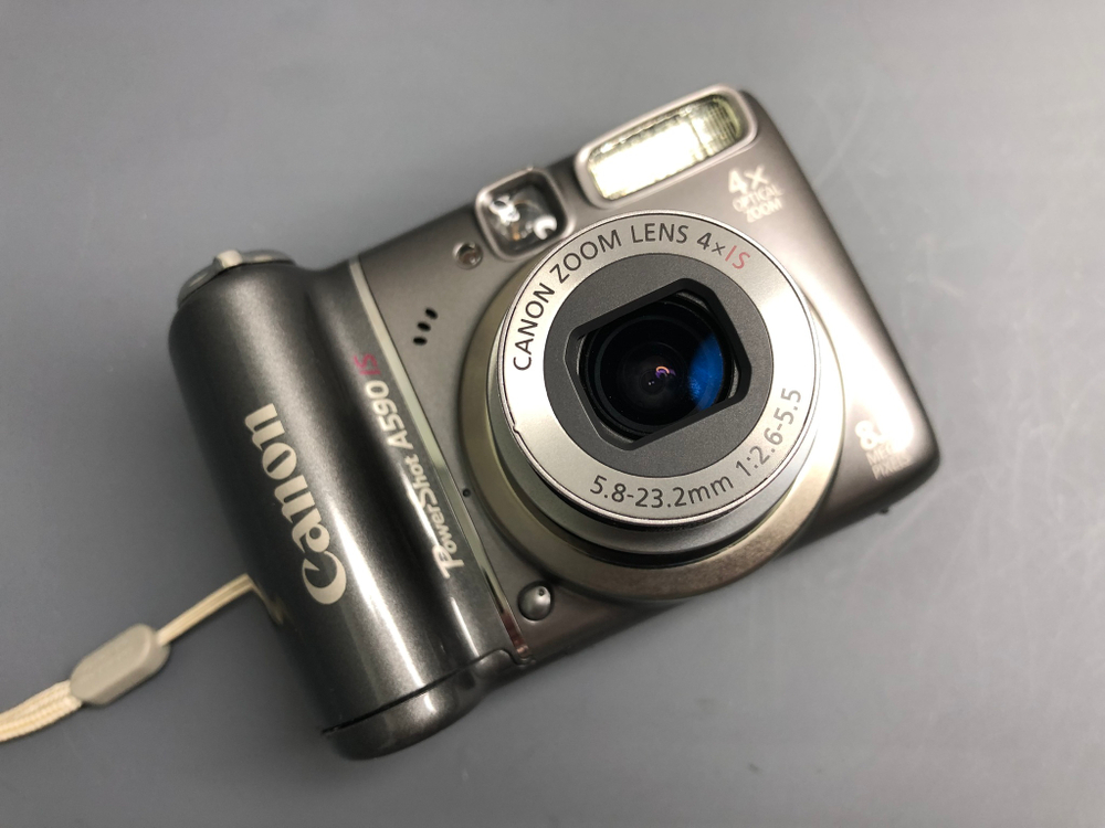 Canon PowerShot A590 IS