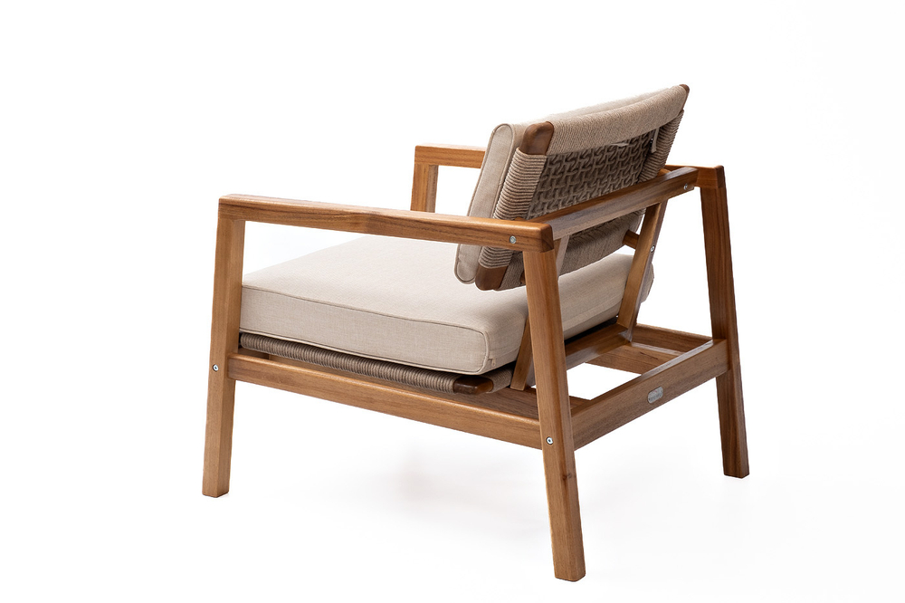 Кресло из акации CALISTO