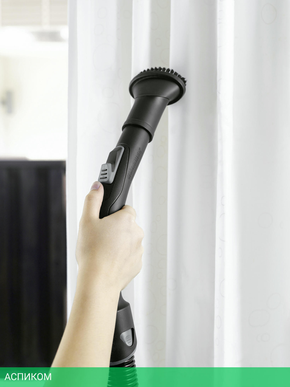 Пылесос Karcher VC 3 ERP белый/черный (1.198-053.0)