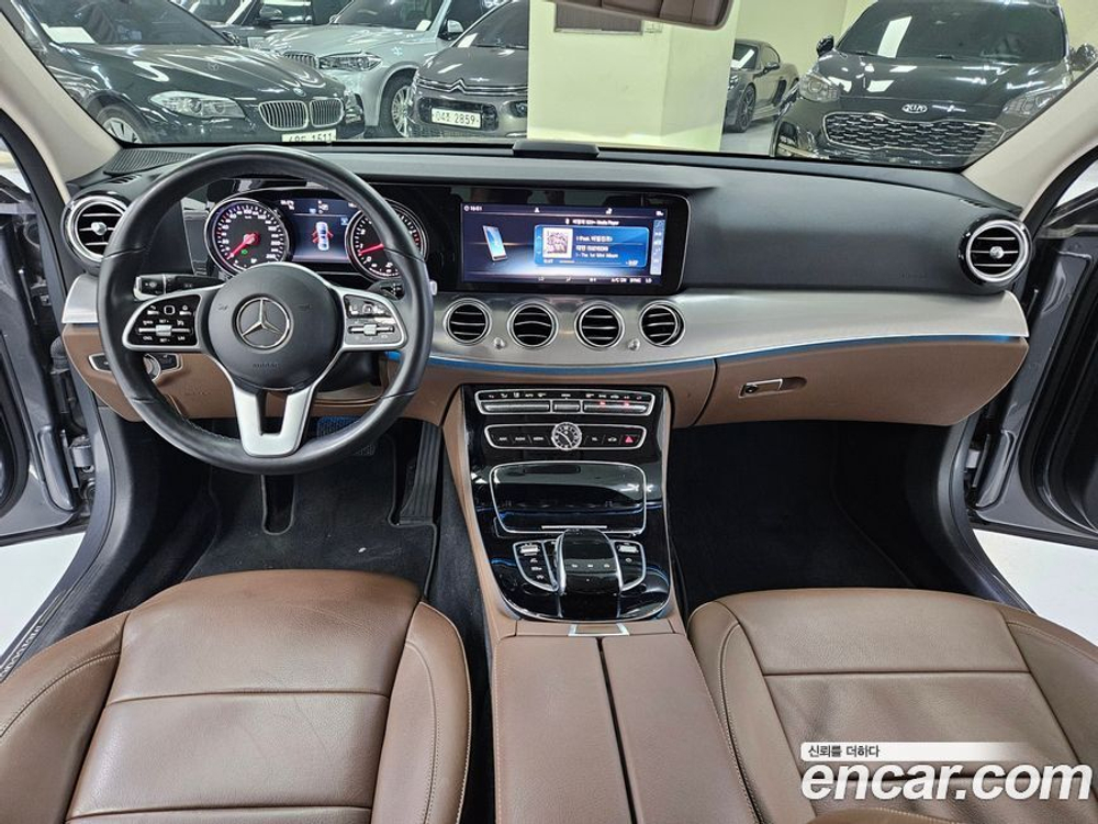 Mercedes-Benz E-Class W213 E300 Avangarde (08.2019)