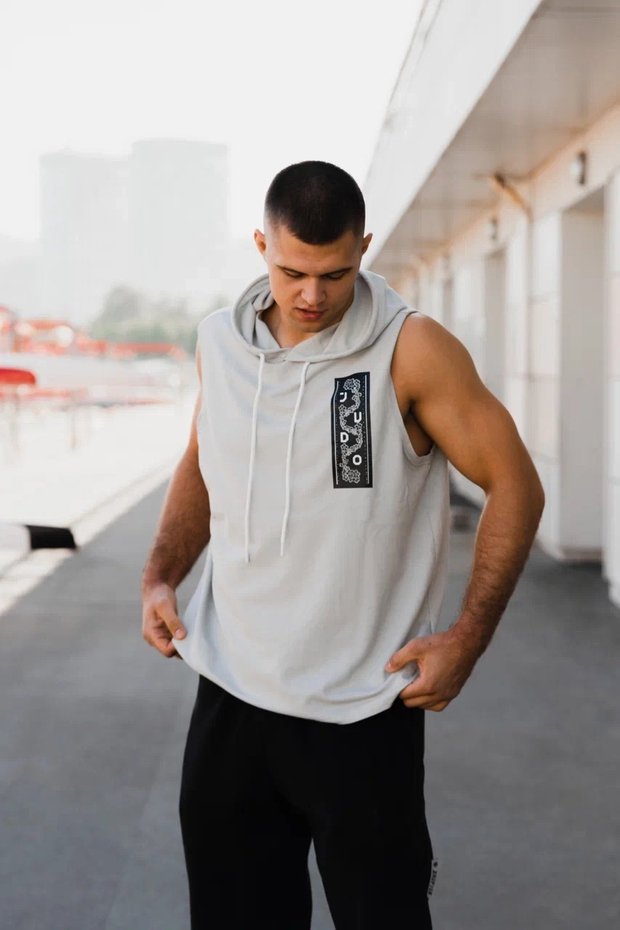 Безрукавка с капюшоном «Judo»