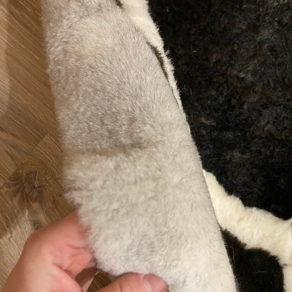 Ковер круглый натуральный мех овчина, 160 х 160 см.