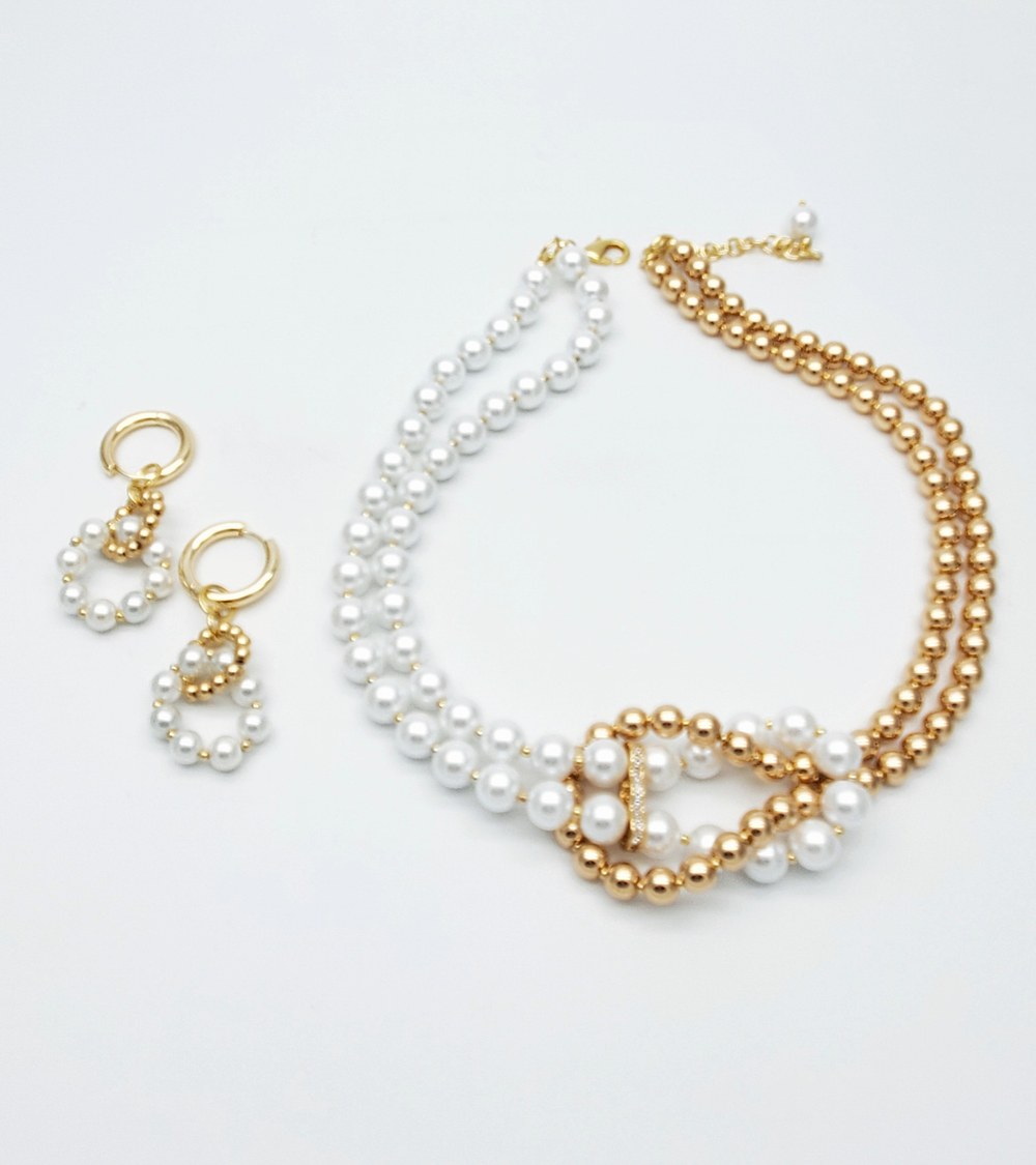 91001099 Колье SELENA PEARLS
