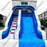 Надувная водная горка с бассейном «Айсберг» размер 9*4*5 м