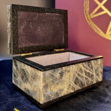 Минерал категории 4