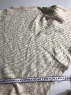 Джемпер свободного кроя с рукавом летучая мышь и красивой фактурой 48-50 размер