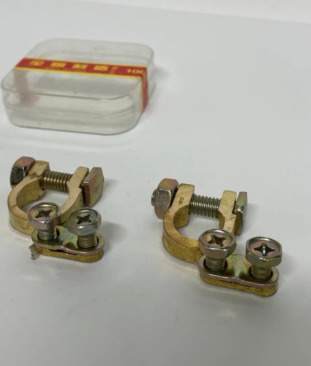 Клеммы АКБ из латуни и болтовым соединением провода, усиленные, Куппер (2 шт. / в комплекте)