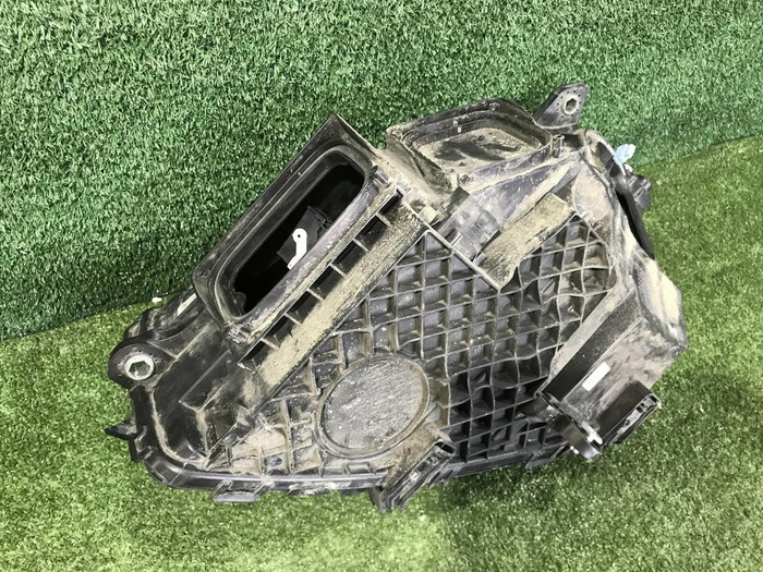 Фара правая Mercedes GLC X253 (2015-2019) LED