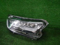 Фара правая Honda CR-V 5 (2016-н.в.) LED