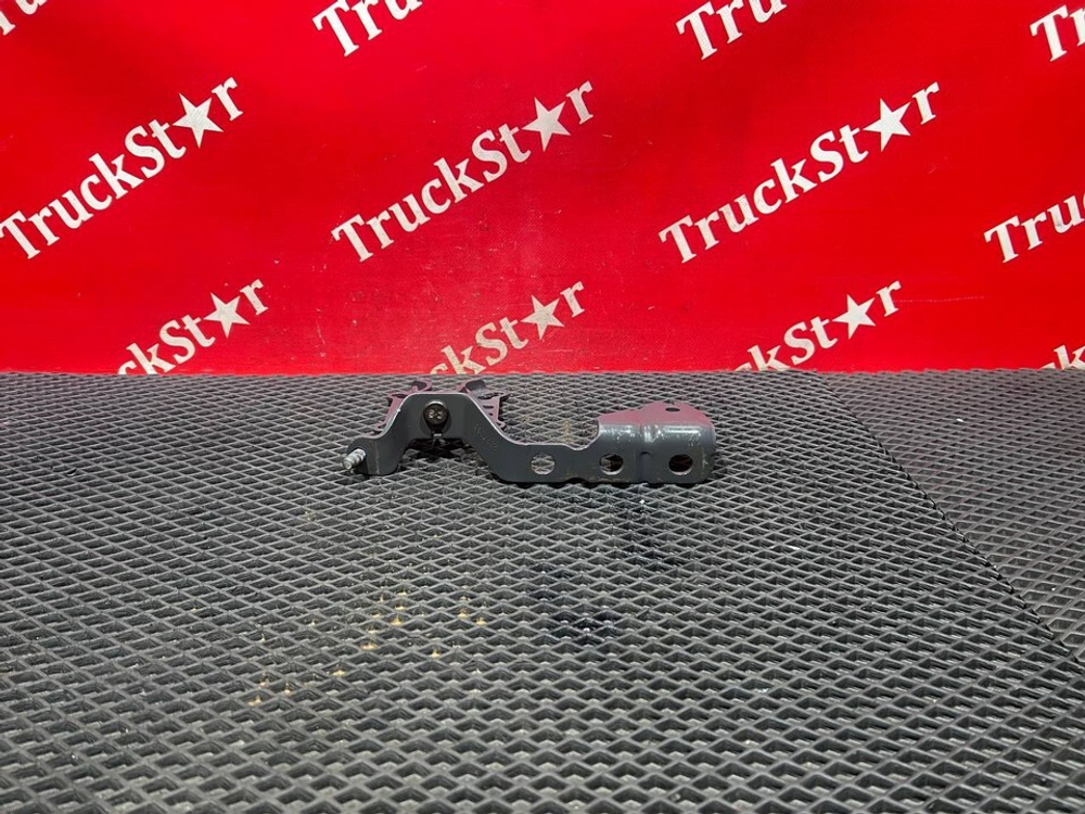 Кронштейн воздушных трубок