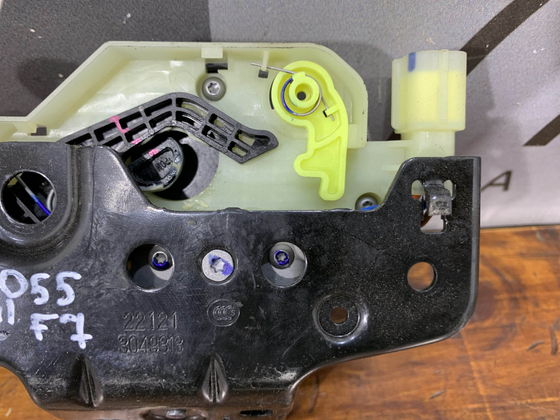 Замок багажника Haval F7 19-нв Б/У Оригинал 6305100XKY74A