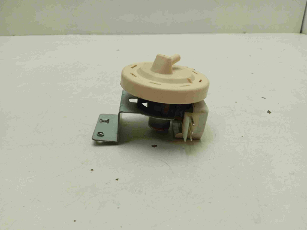 WF6452S4V кт204 Датчик уровня воды для стиральной машины Samsung WF6452S4V б/у
