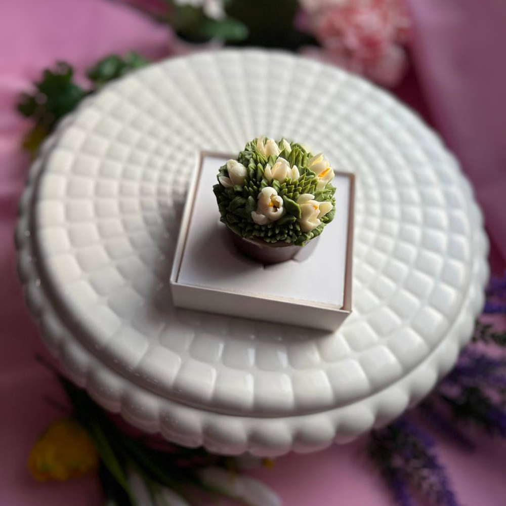 Шоколадный горшочек "Нежный букет"