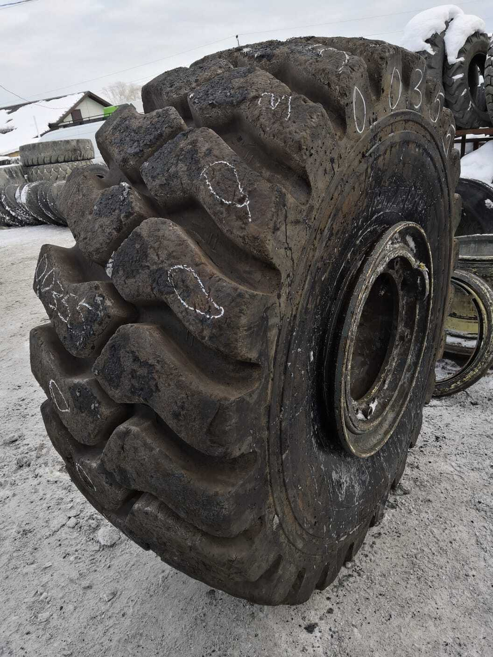 26.5R25 Trelleborg EMR1051 шина б/у