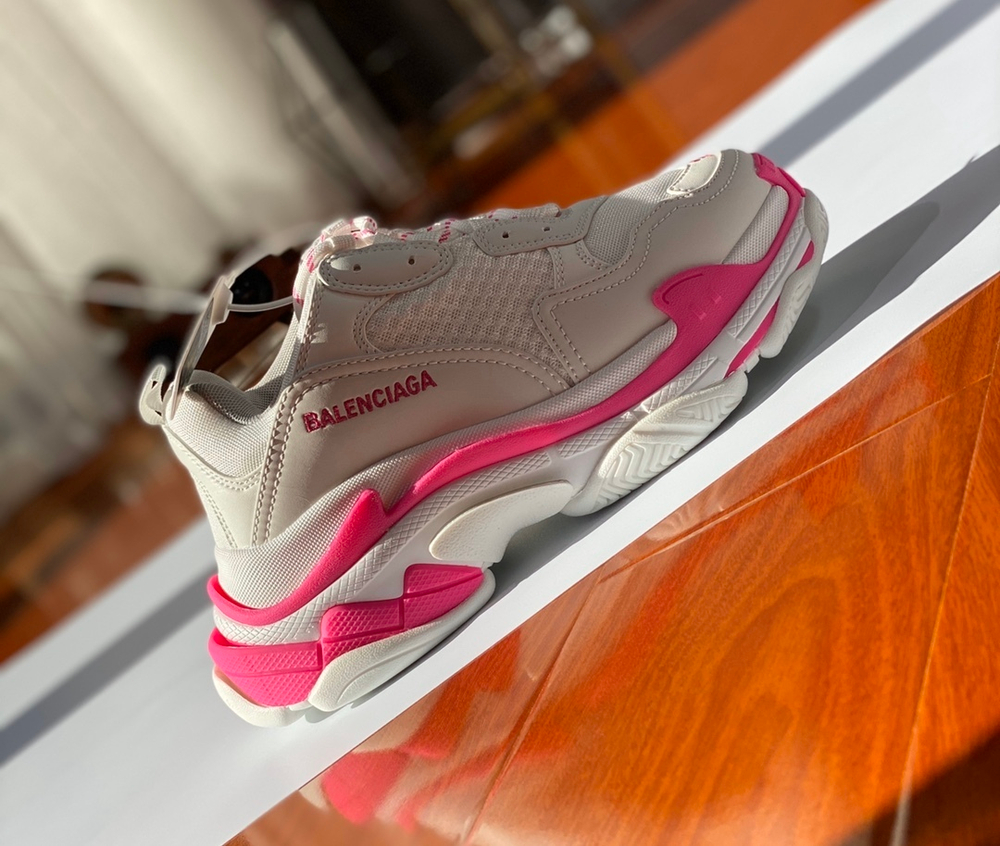Balenciaga Triple S