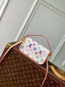 Louis Vuitton Nano Diane