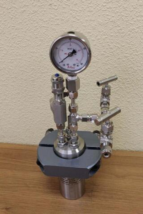 Реактор высокого давления АН-015