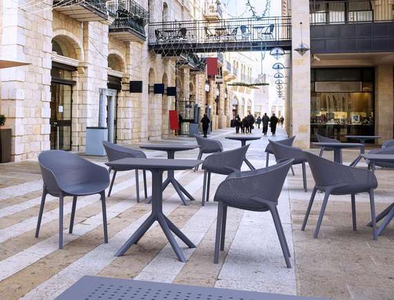 Стол пластиковый Sky 70х70 черный