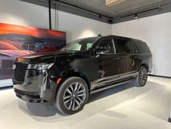 Cadillac Escalade ESV, 2023