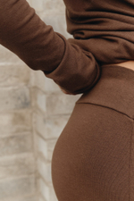 Трикотажный костюм с брюками brwn