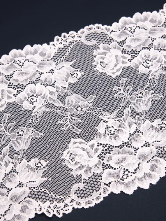 03-215 Кружево эластичное 23 см, телесный (персик)