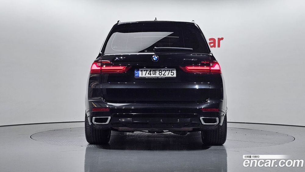 BMW X7 (G07) xDrive 40i Design Pure Excellence 7-и местный (07.2022)