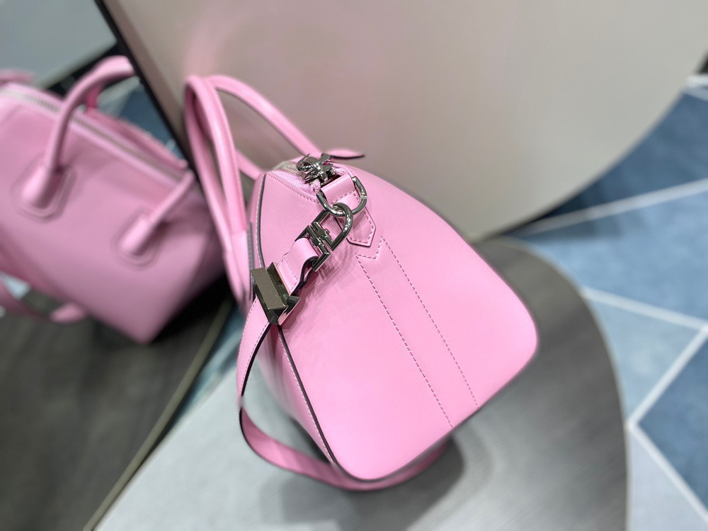 Givenchy Antigona Small 28 cm