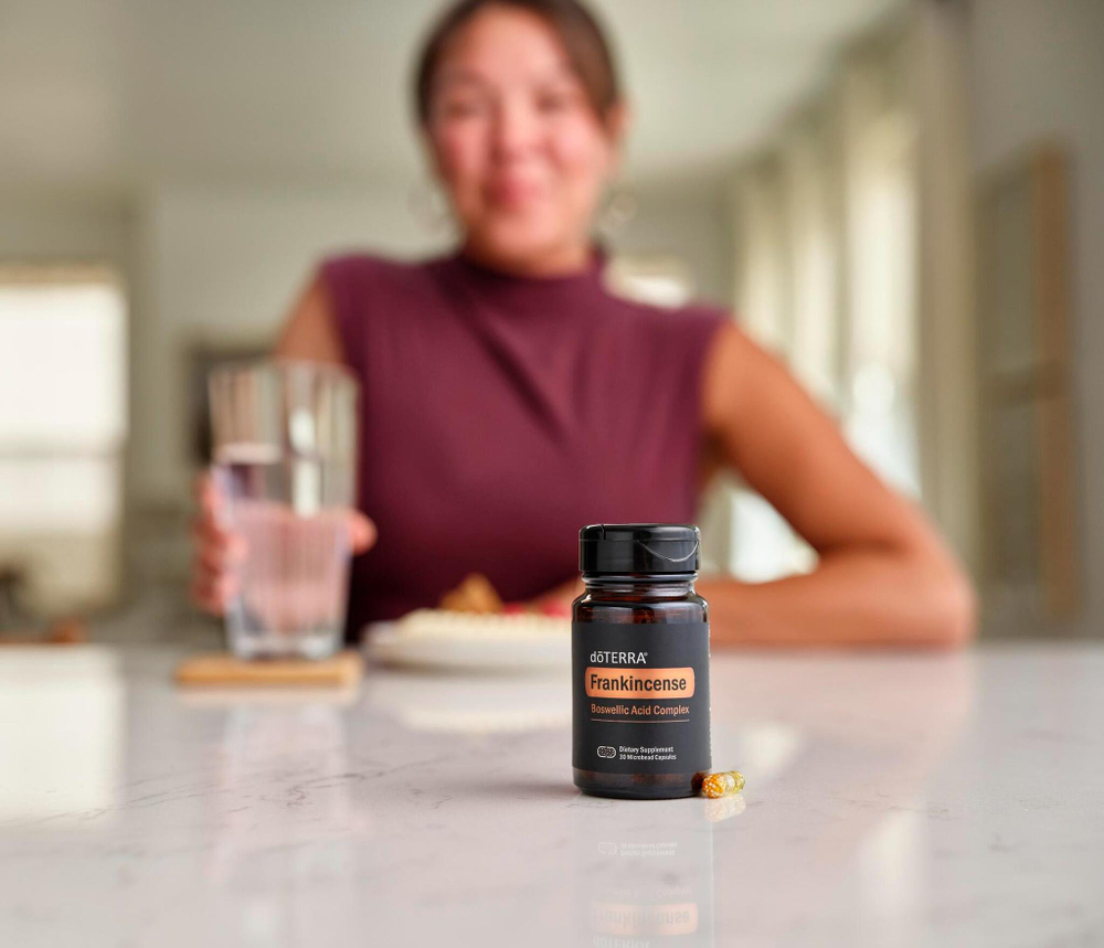 Комплекс dōTERRA с эфирным маслом ладана и босвеллиевой кислотой, 30 капсул