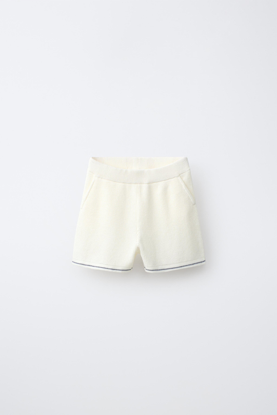 ZARA ШОРТЫ-БЕРМУДЫ ИЗ ТРИКОТАЖА ВАФЕЛЬНОЙ ВЯЗКИ, ЭКРЮ