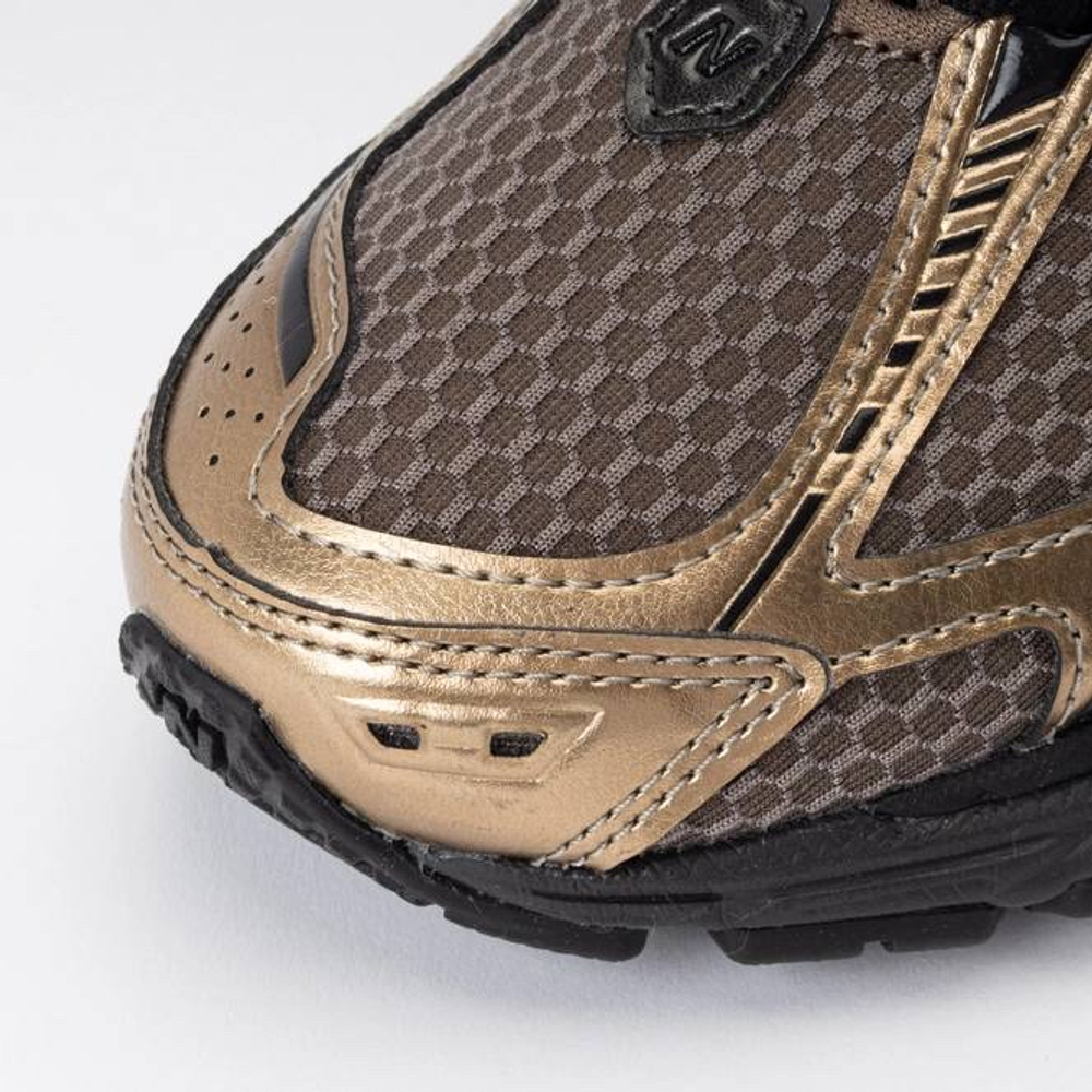 New Balance 1906R Bronze