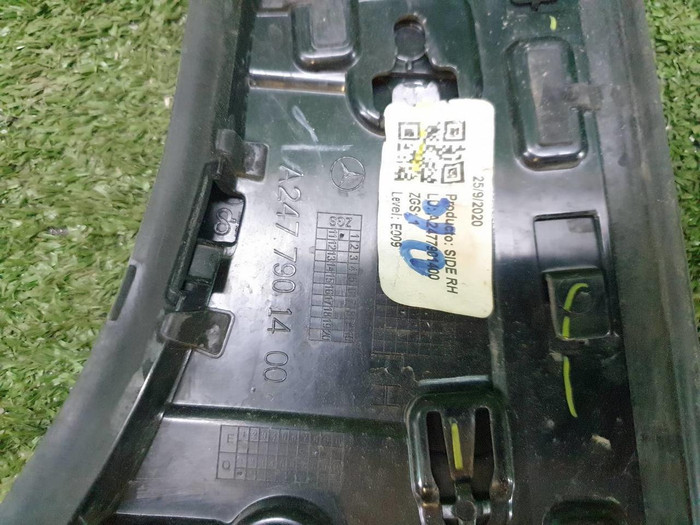 Спойлер крышки багажника Комплект Mercedes B w247 (2018-н.в.)