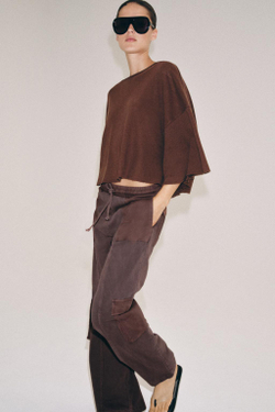 ZARA ФУТБОЛКА ИЗ ХЛОПКА И ЛЬНА, КОРИЧНЕВЫЙ