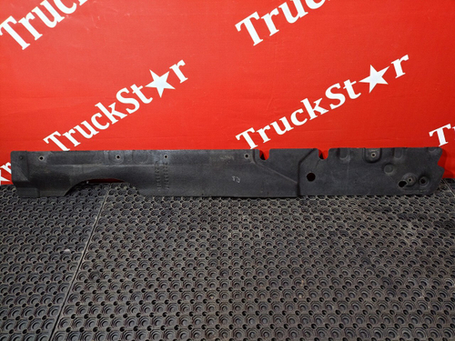 Шумоизоляция двигателя левая