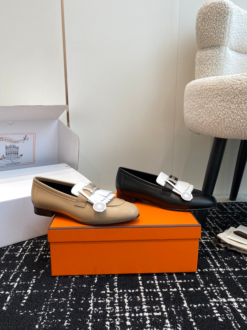 Hermes Loafer (2 colors)