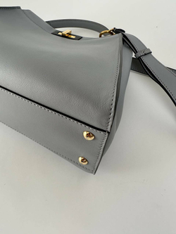 Сумка Fendi Peekaboo medium